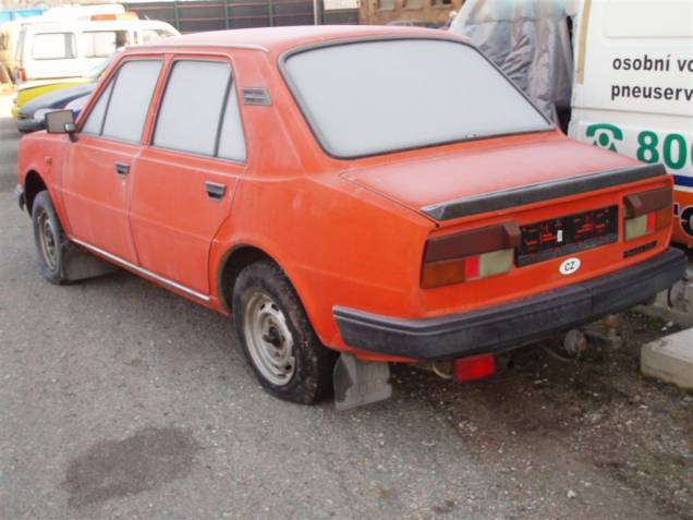 Škoda 120 1984