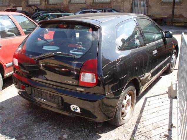 Mitsubishi Colt 1998