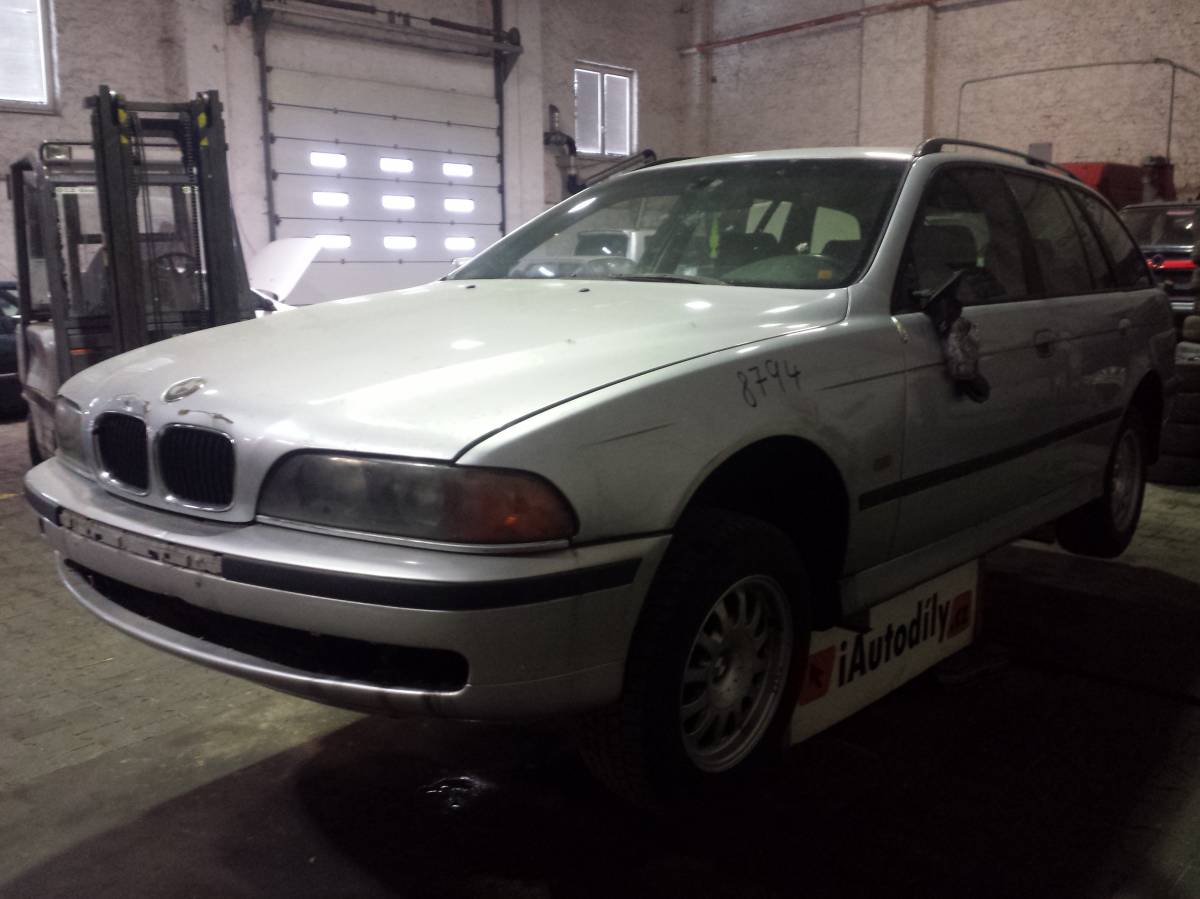 BMW 5 1998