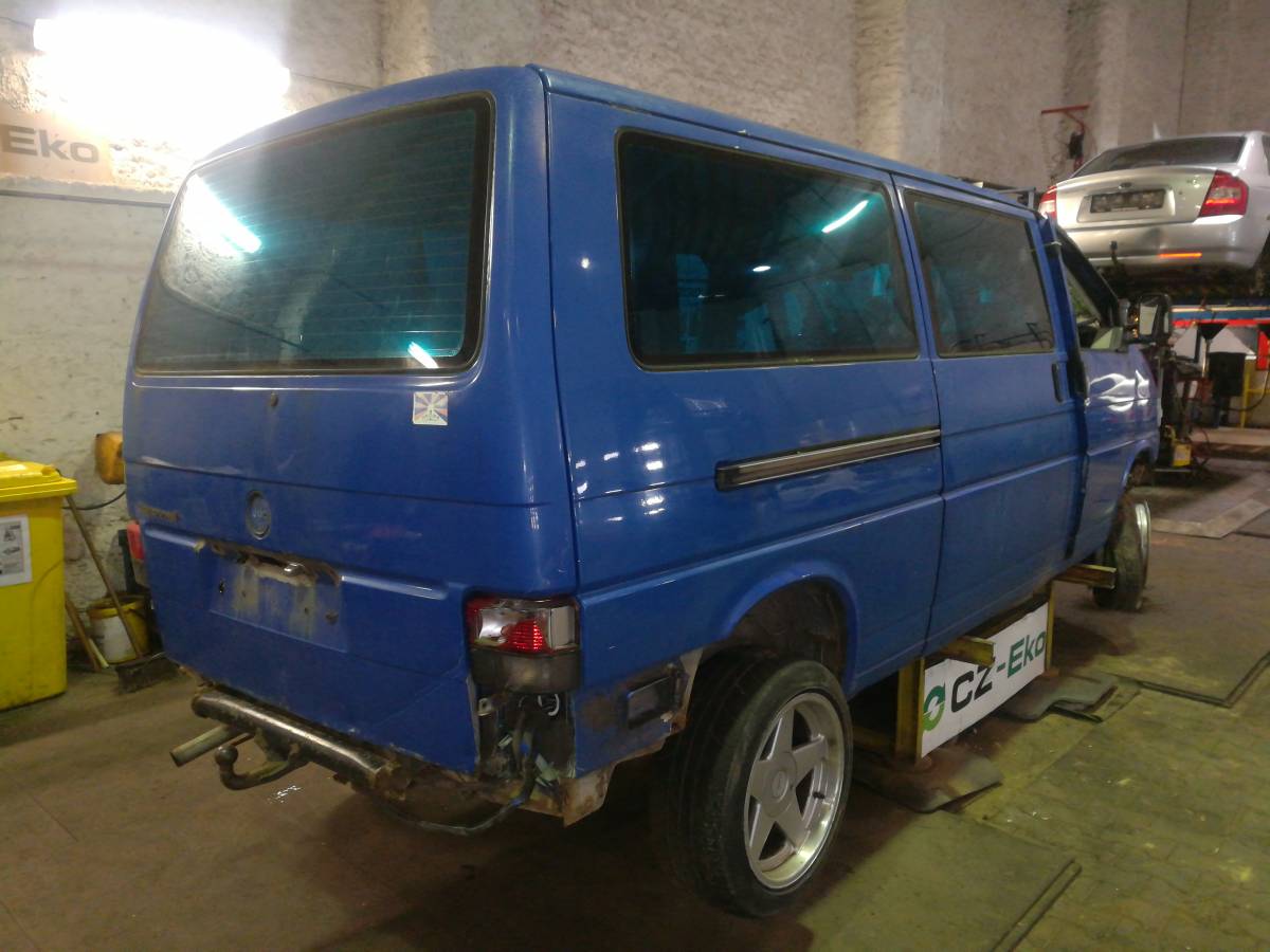 VOLKSWAGEN Transporter 1995