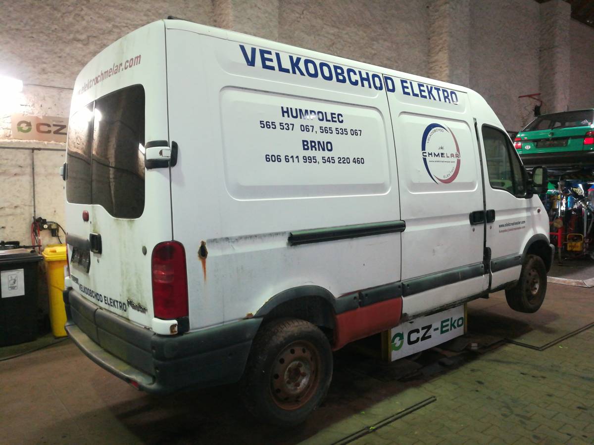 RENAULT MASTER 2001