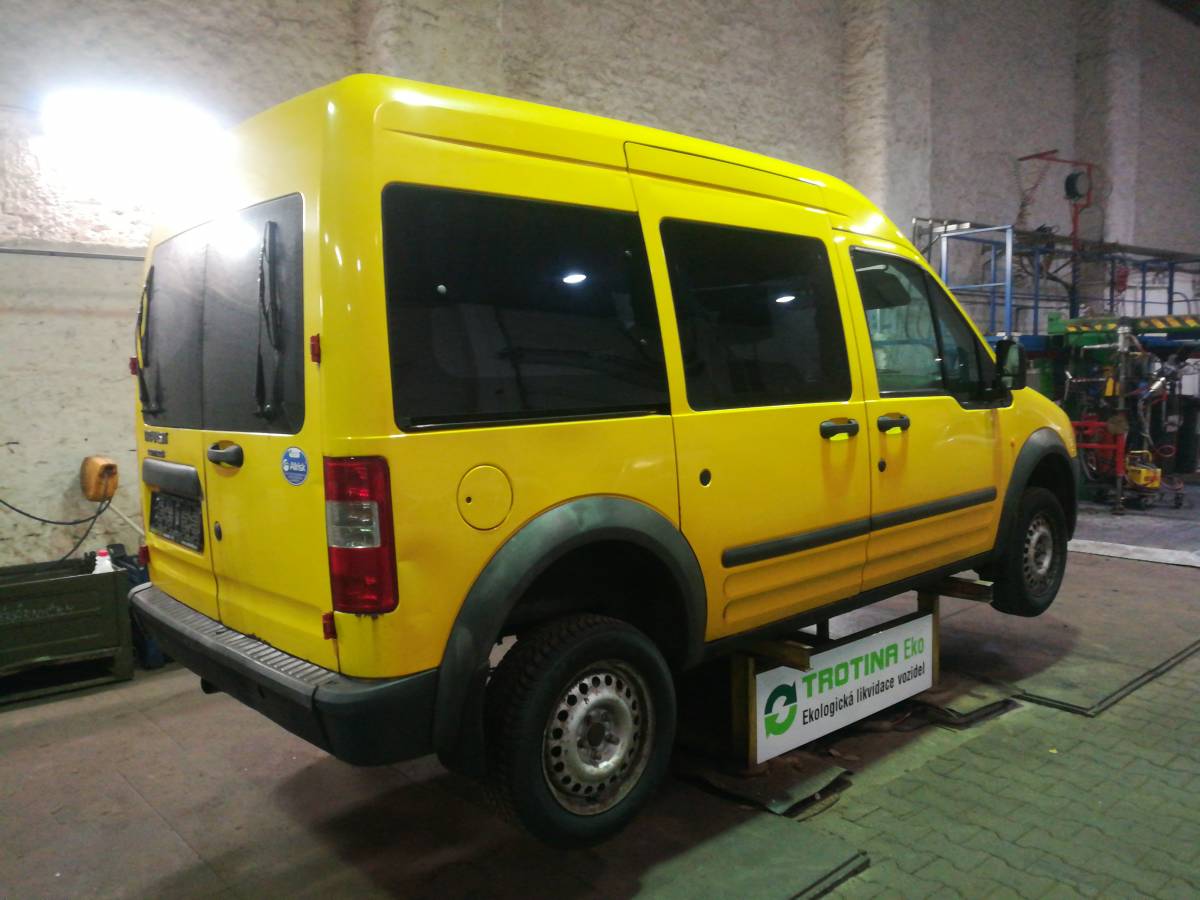 FORD TRANSIT CONNECT 2004