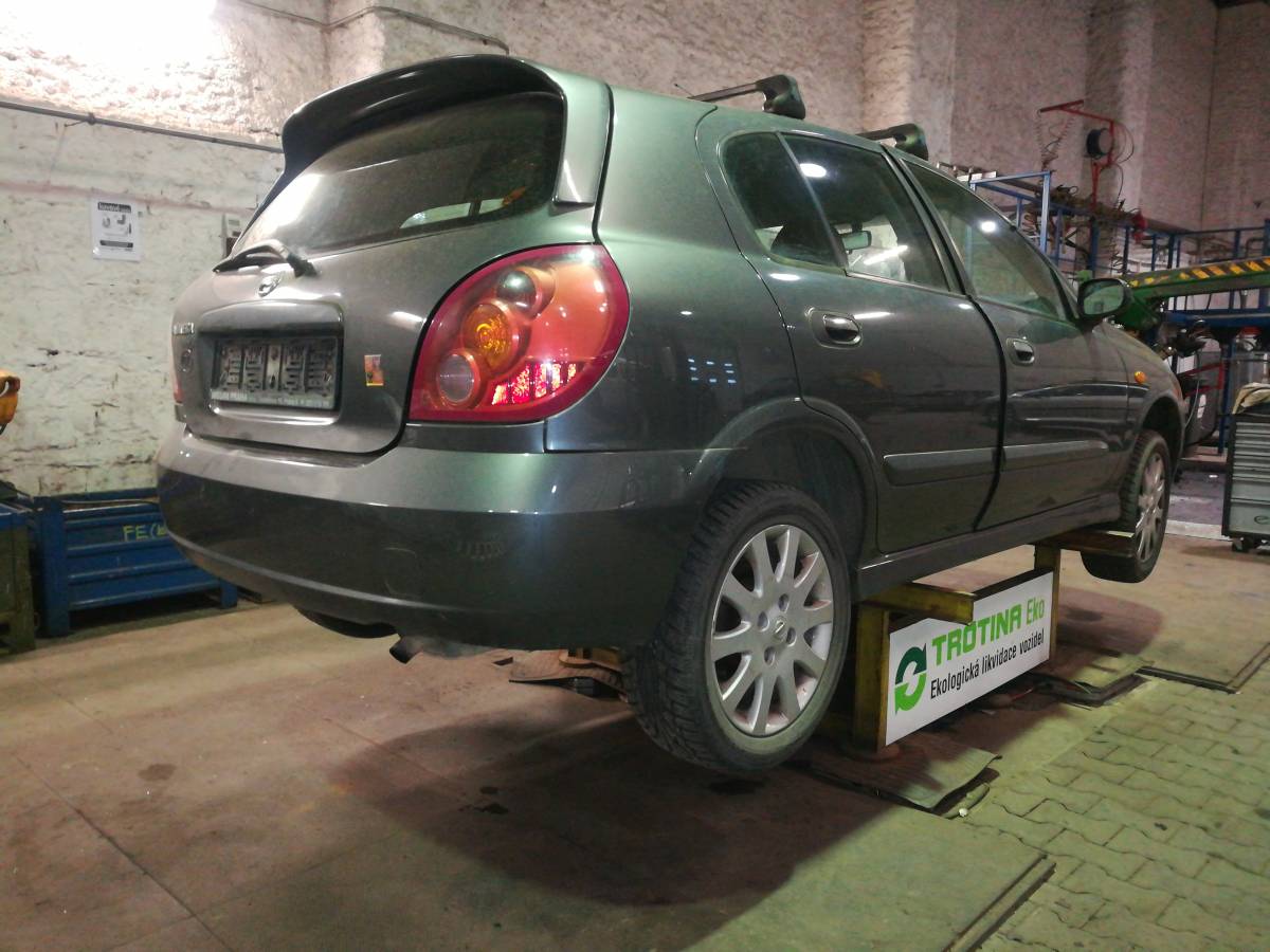 NISSAN ALMERA 2004