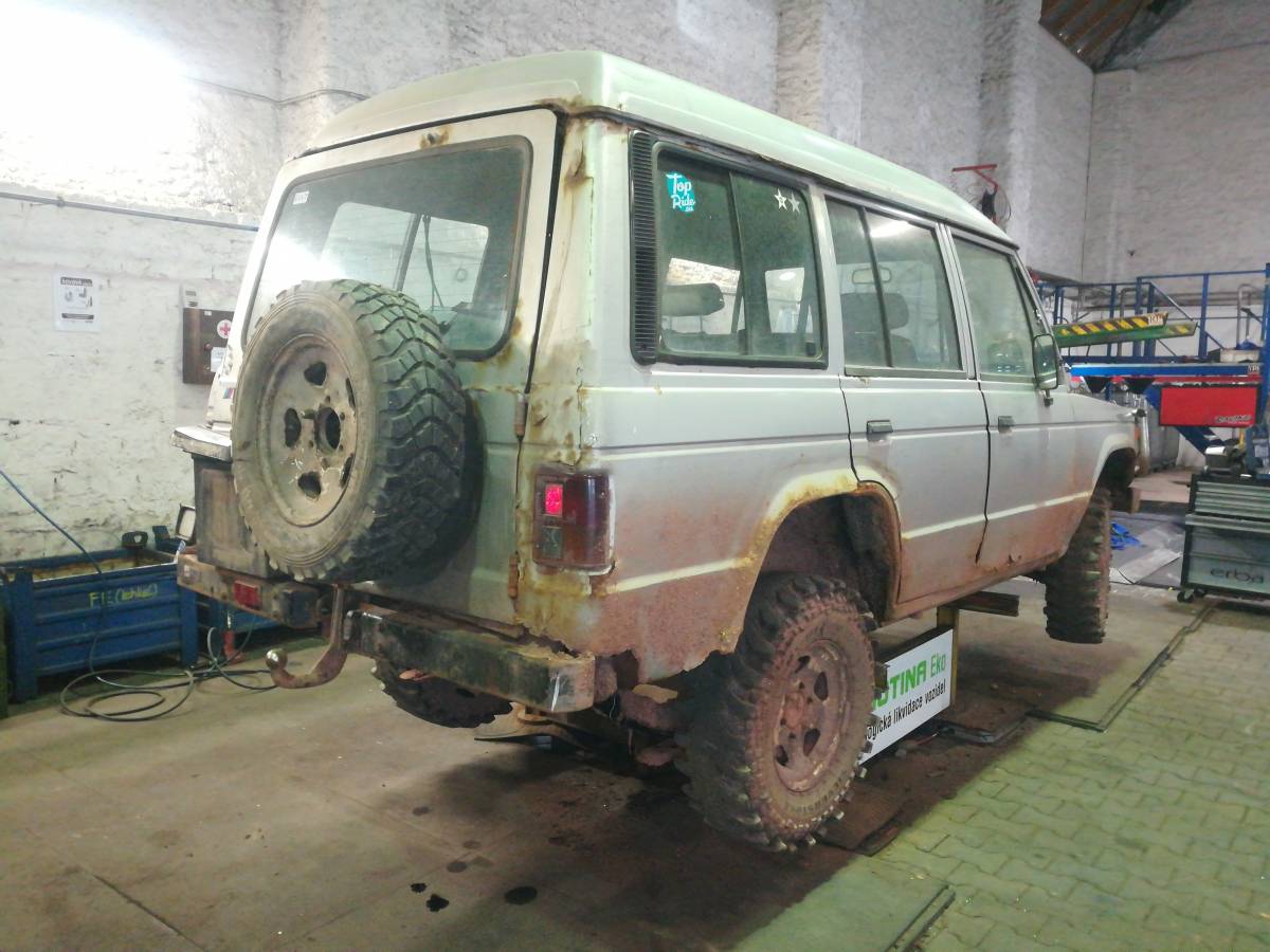 MITSUBISHI PAJERO  1985