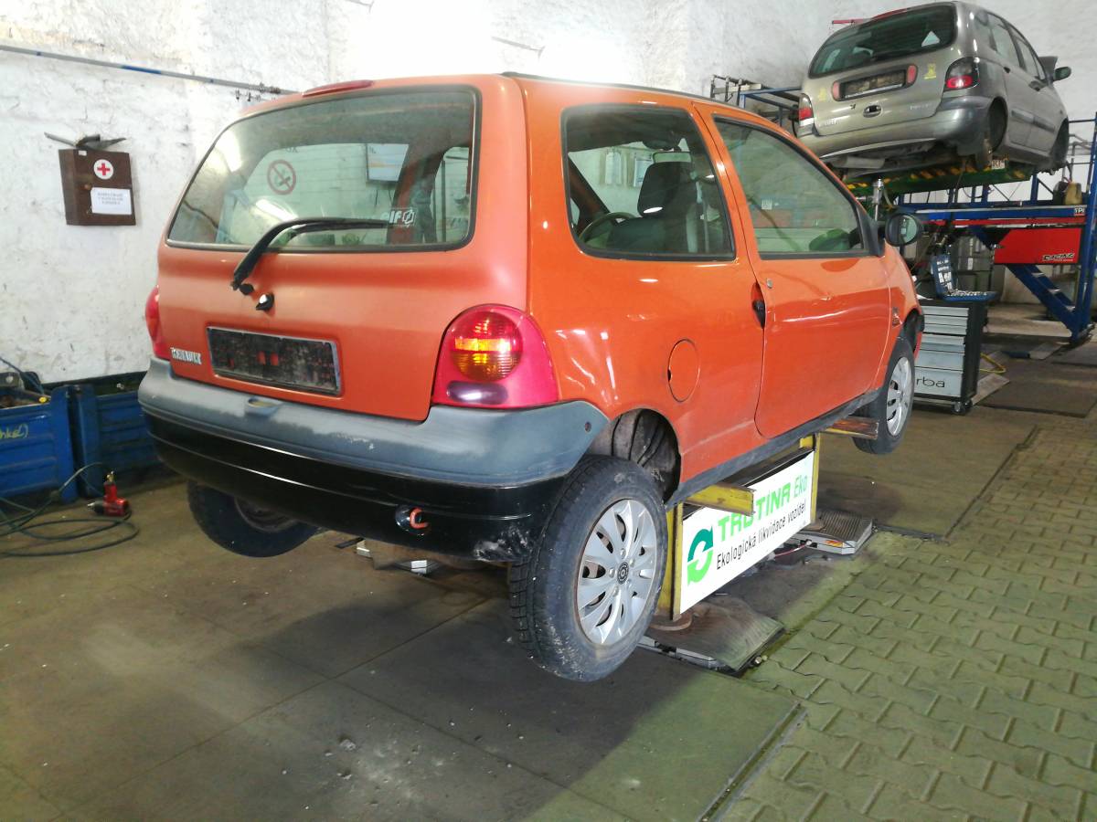 RENAULT TWINGO 2000