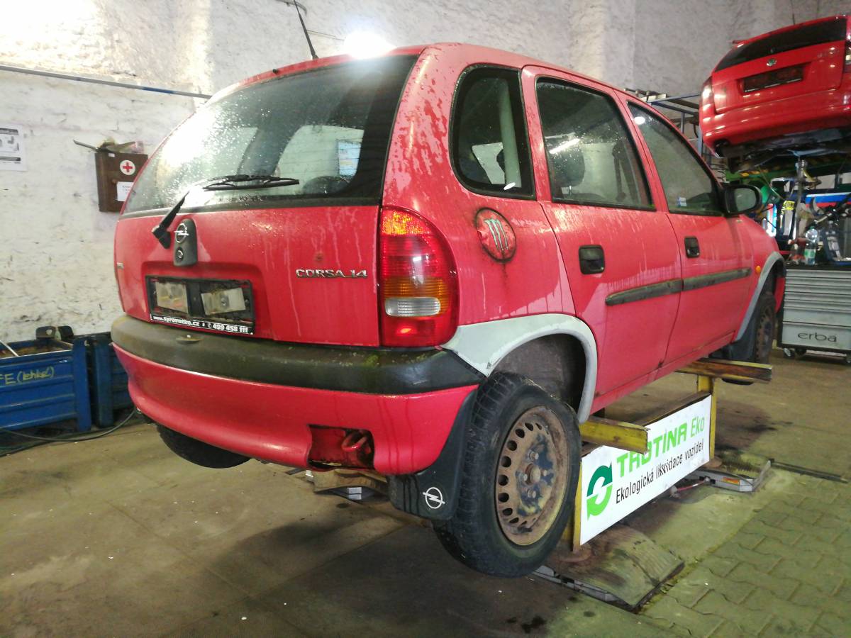 OPEL CORSA 1998