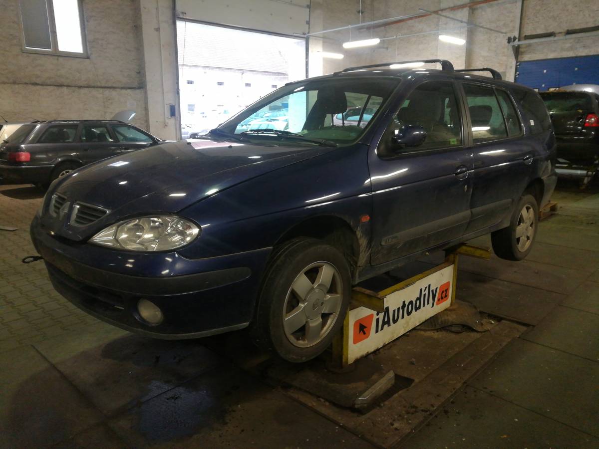 RENAULT MEGANE 2003