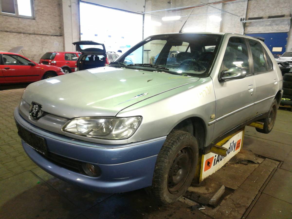 PEUGEOT 306 2001