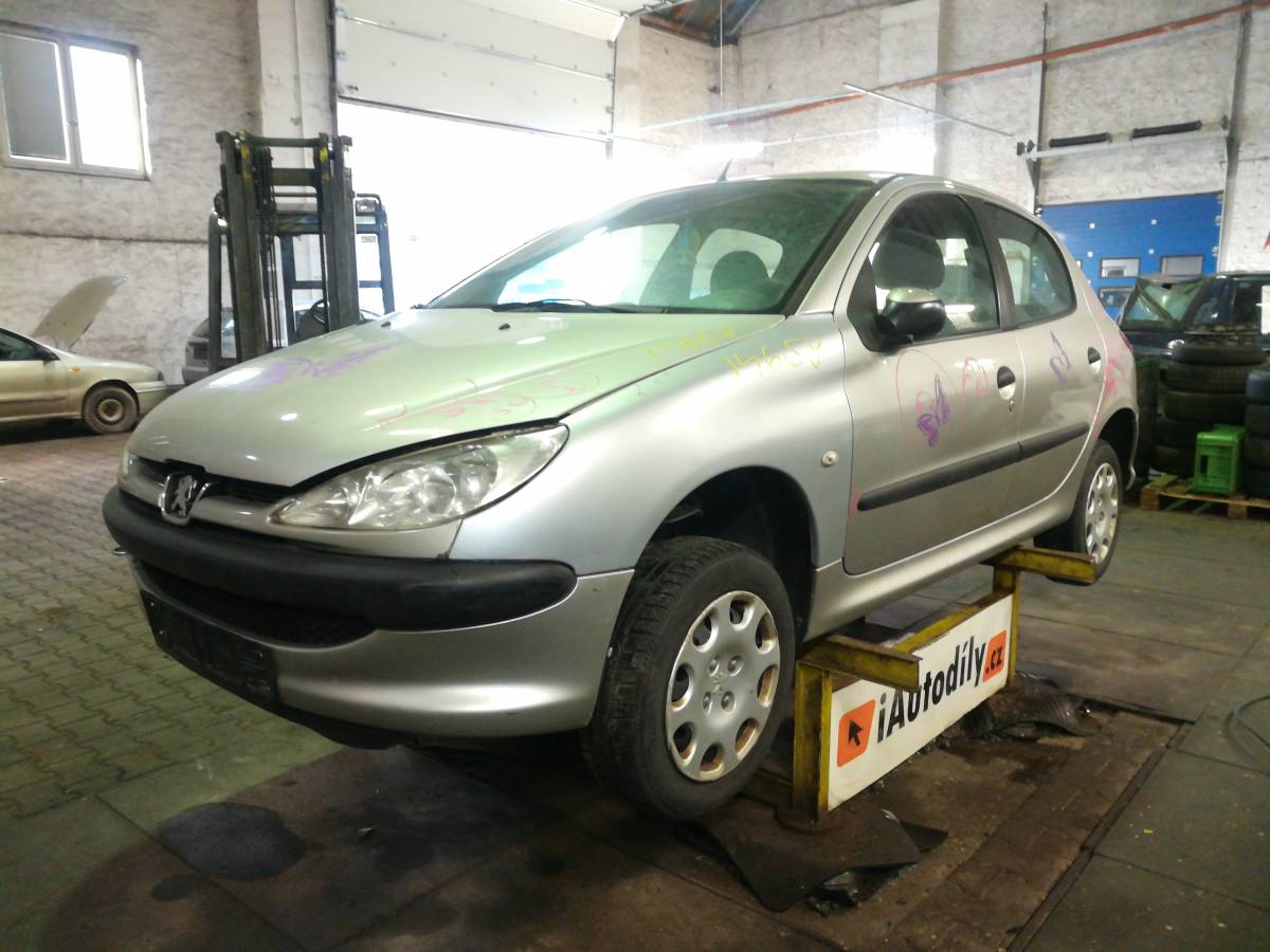 PEUGEOT 206 2006