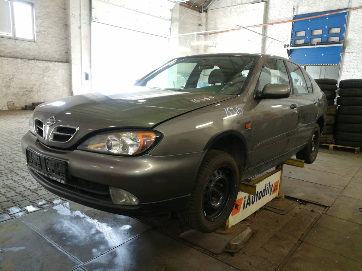 Nissan Primera 2000