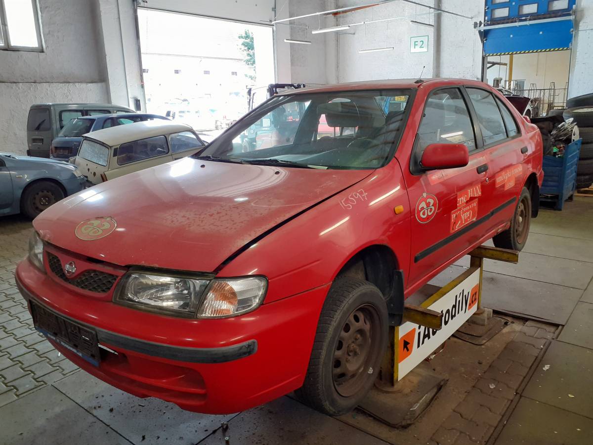 NISSAN ALMERA 1999