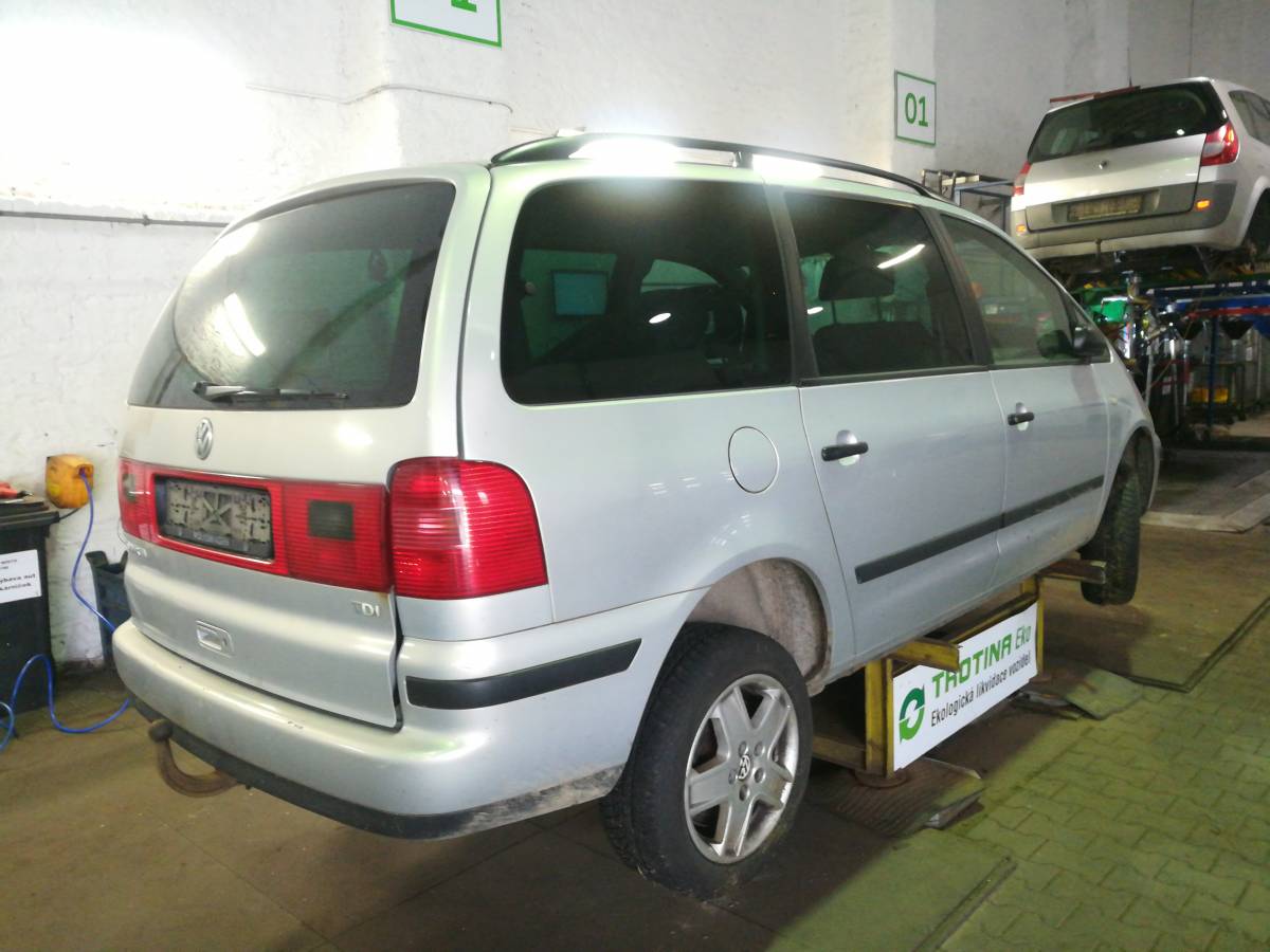 VOLKSWAGEN SHARAN 2001