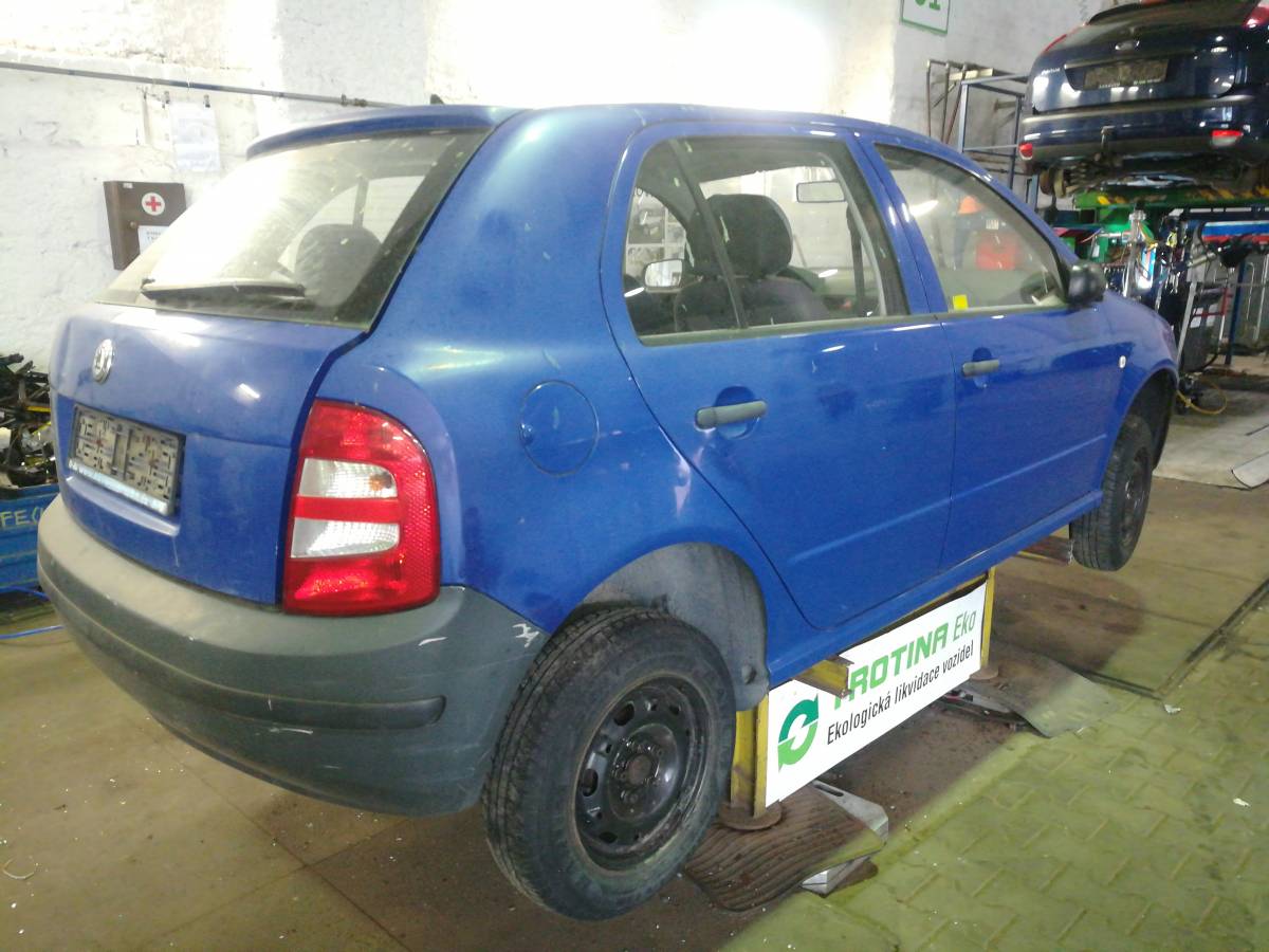 ŠKODA FABIA 2002