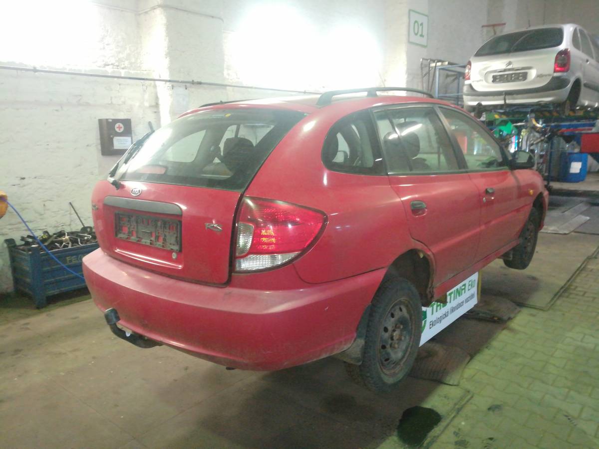 KIA RIO 2003