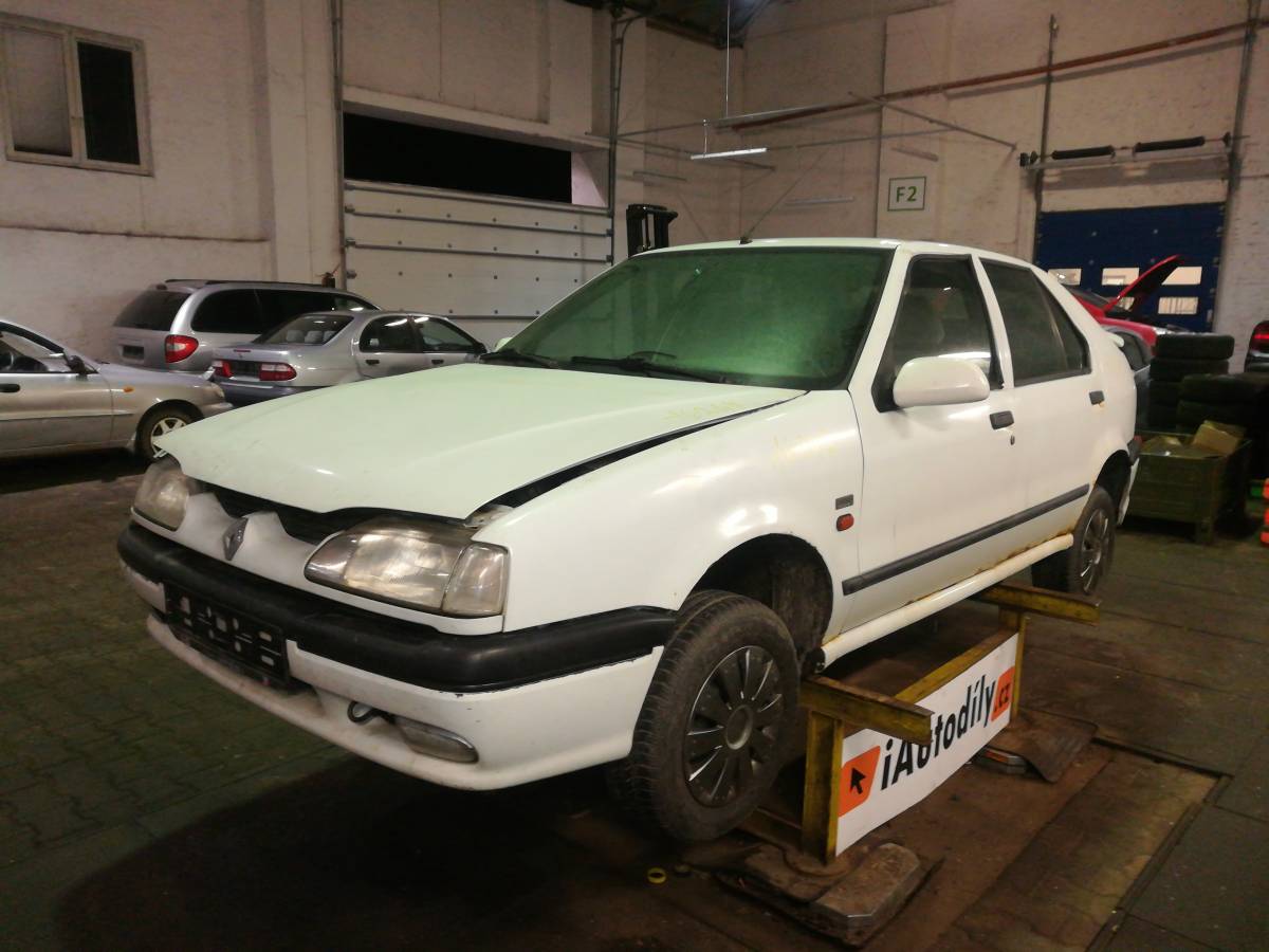 RENAULT 19 1995