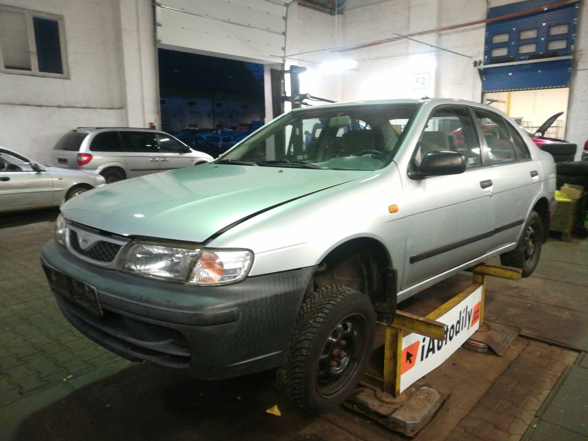 NISSAN ALMERA 1998