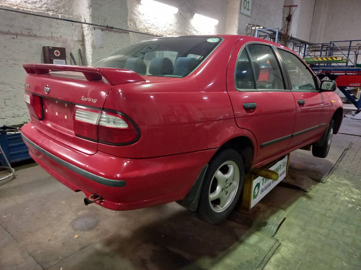 NISSAN ALMERA 1999