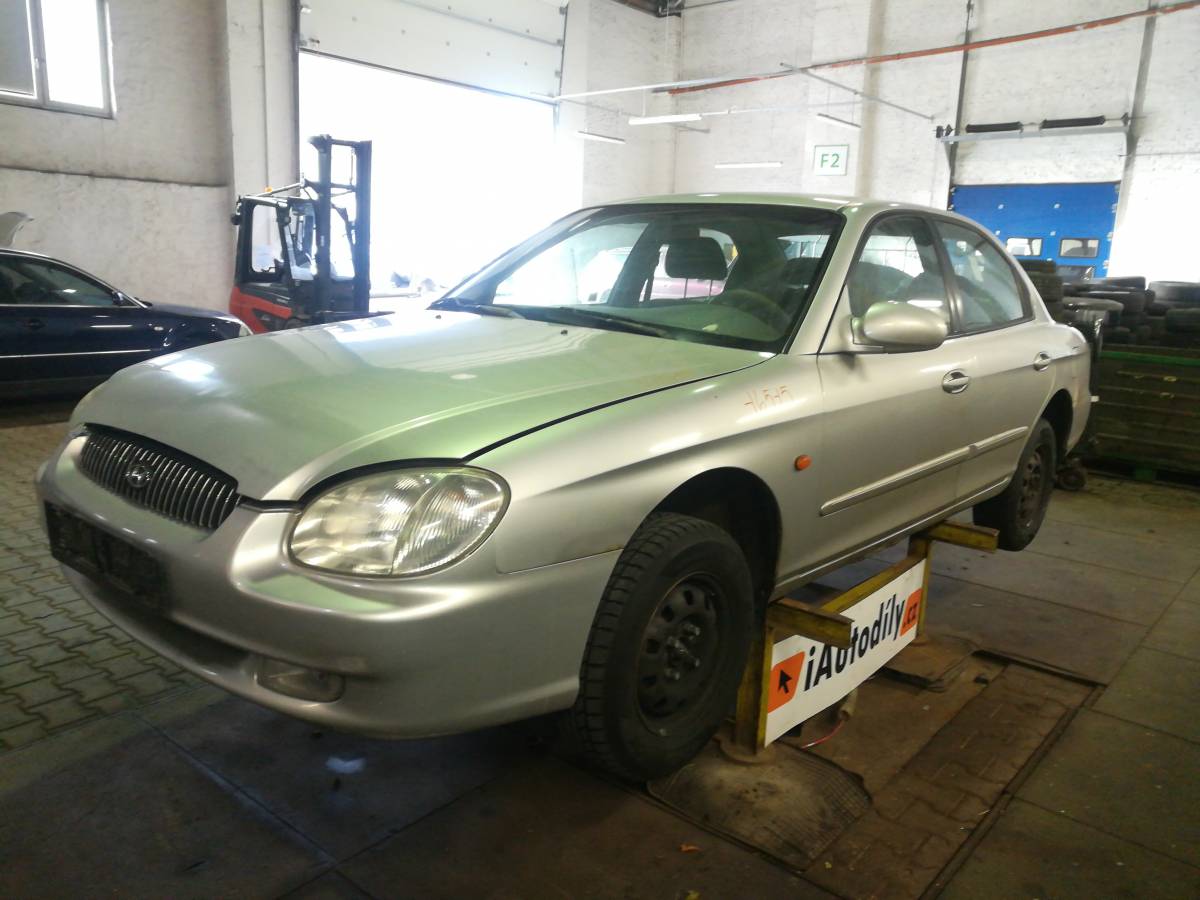 HYUNDAI SONATA 2000