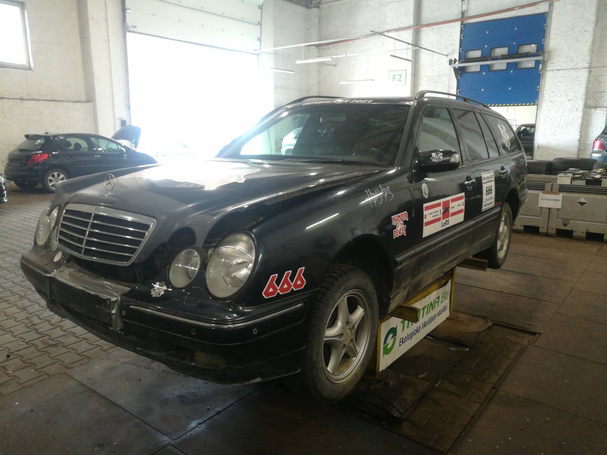 Mercedes-Benz E 1999