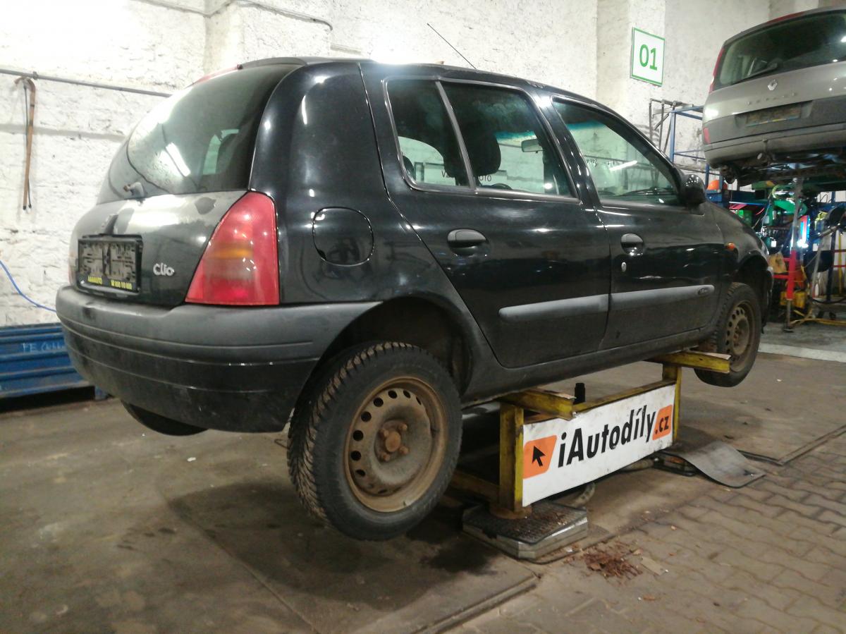 Renault CLIO 2000