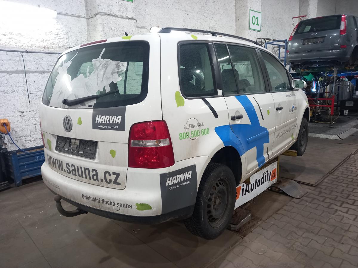 VOLKSWAGEN TOURAN 2006