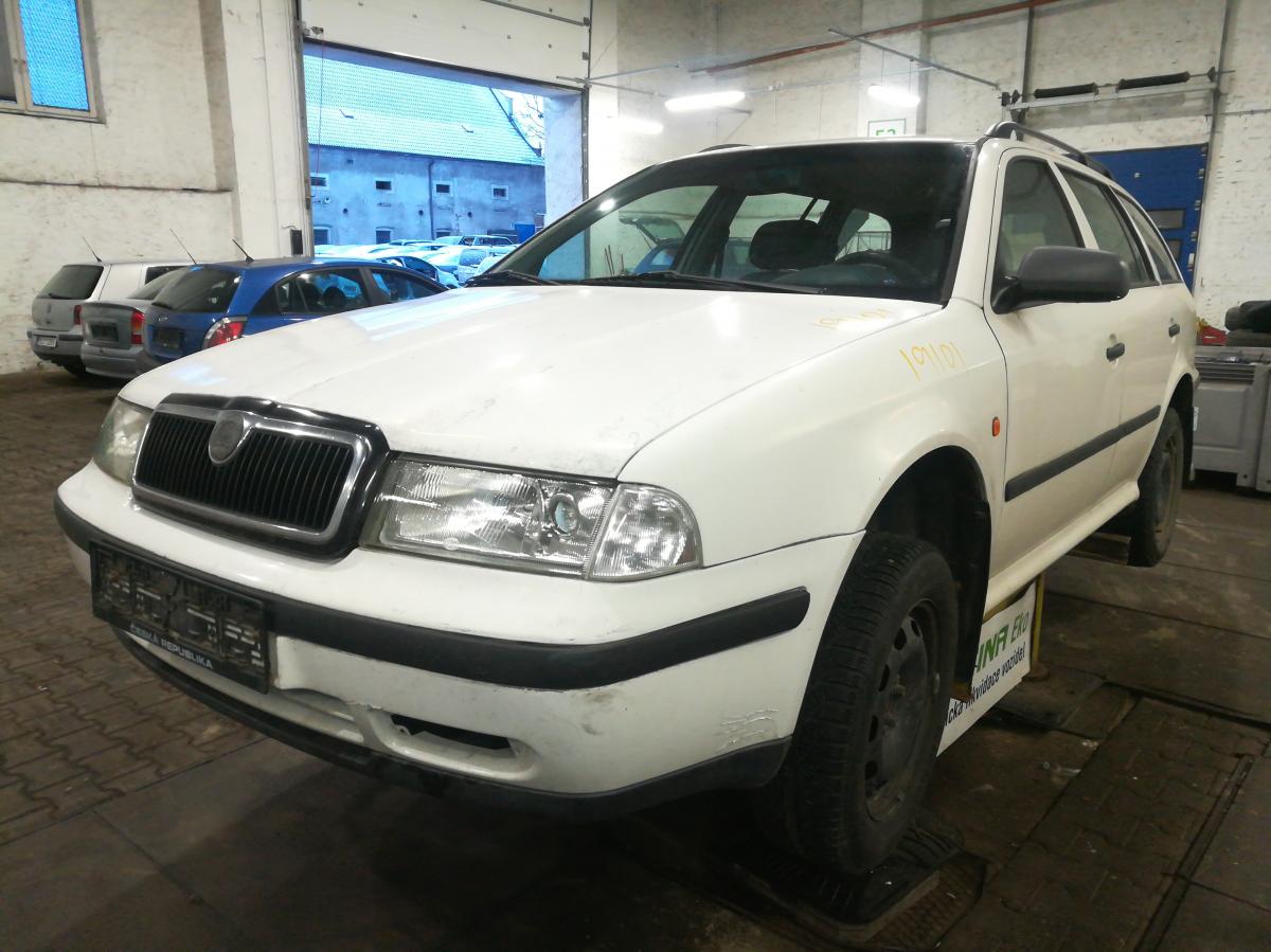 ŠKODA OCTAVIA  1999