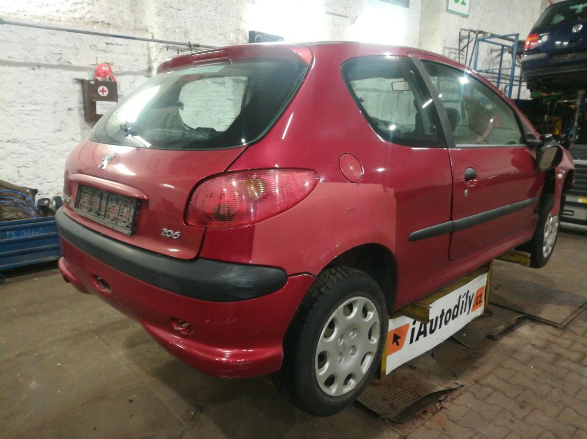 PEUGEOT 206 2004