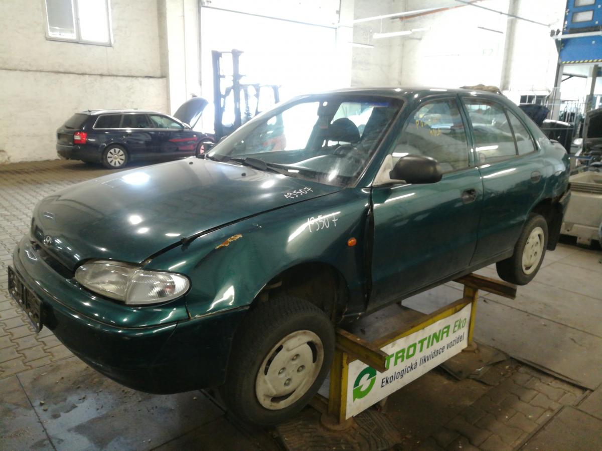 HYUNDAI ACCENT 1996