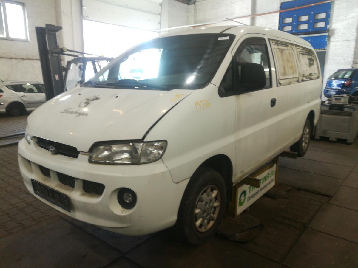 HYUNDAI H1 2000