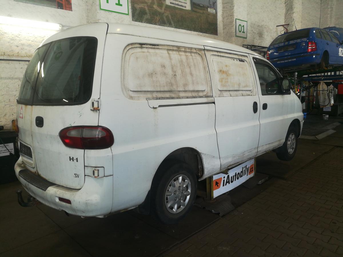 HYUNDAI H1 2000