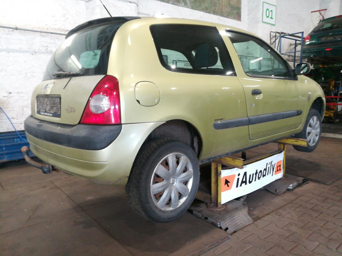 Renault CLIO 2003