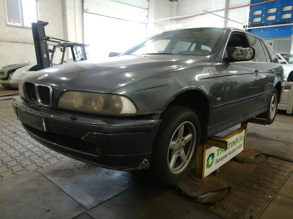 BMW 5 2001