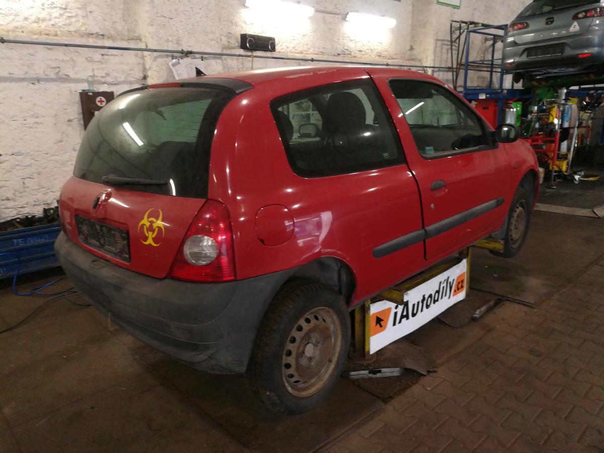 Renault CLIO 2002