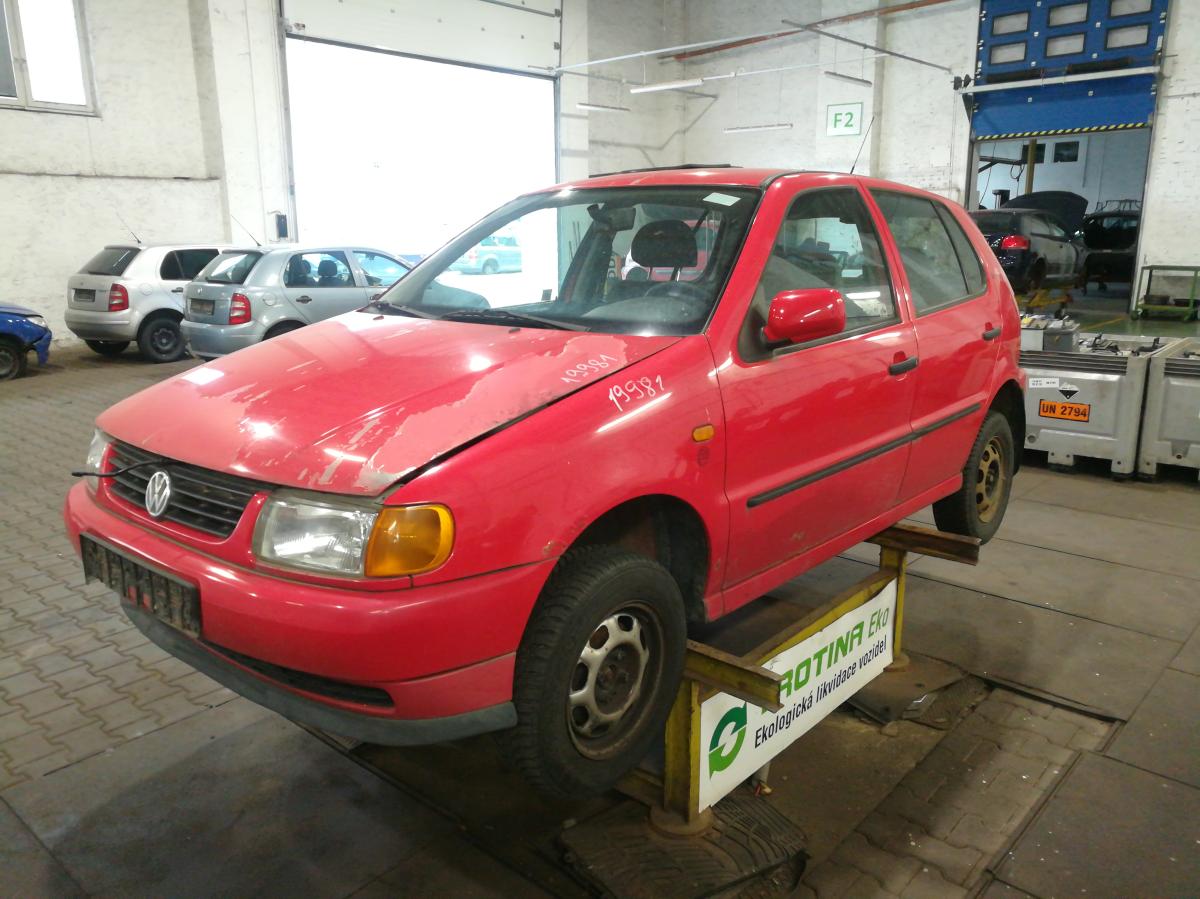 Volkswagen POLO 1996