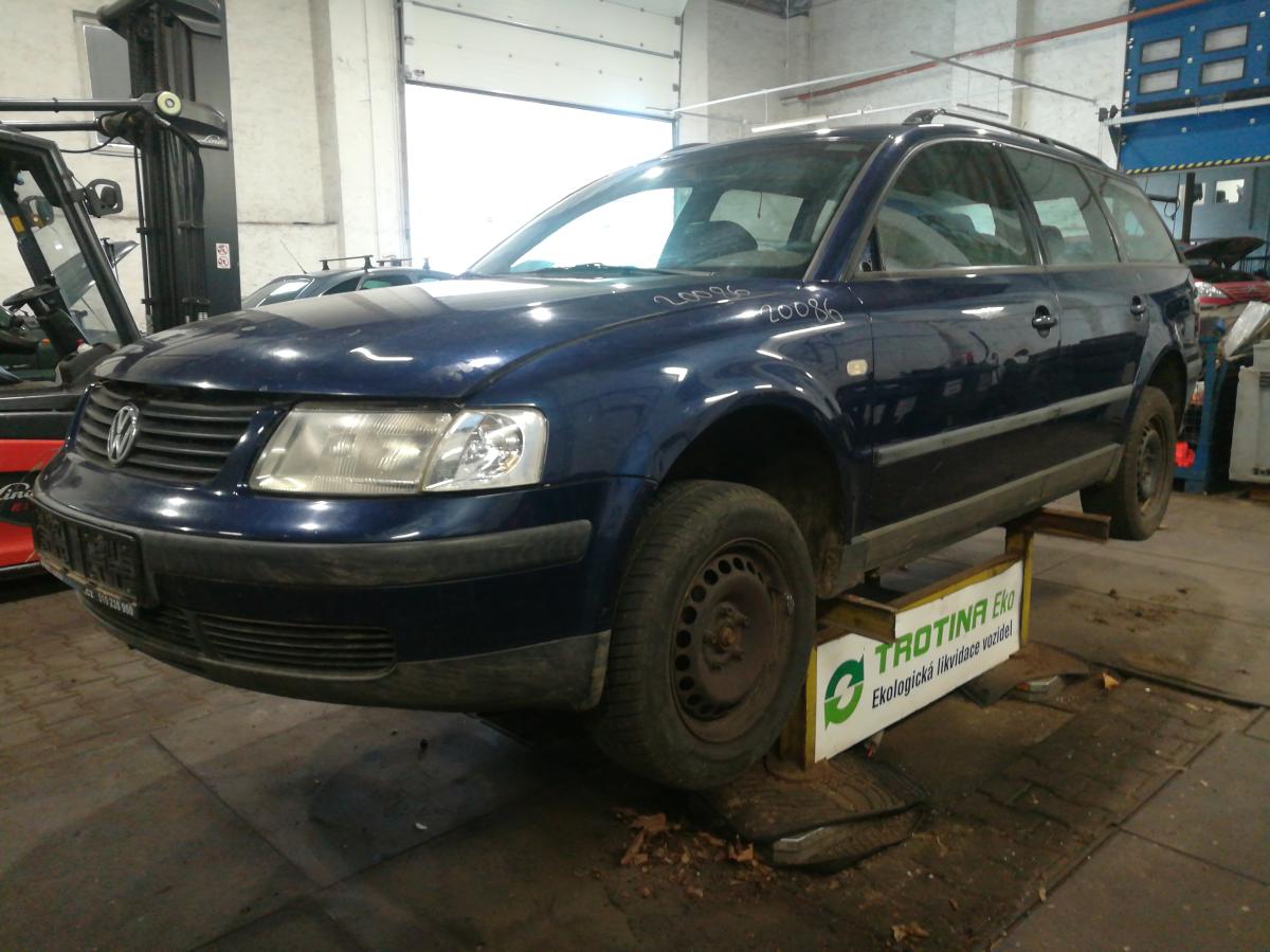 VOLKSWAGEN PASSAT 2000