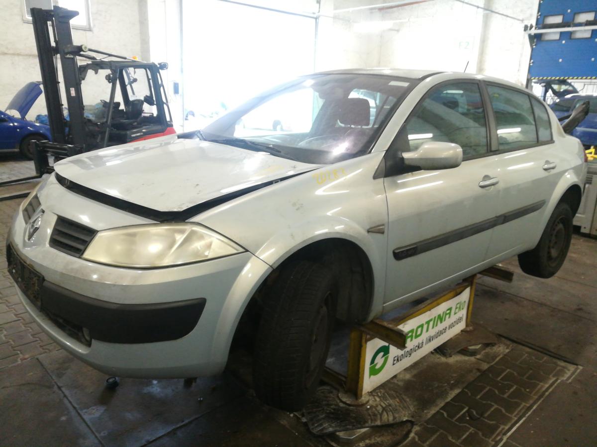 RENAULT MEGANE  2004