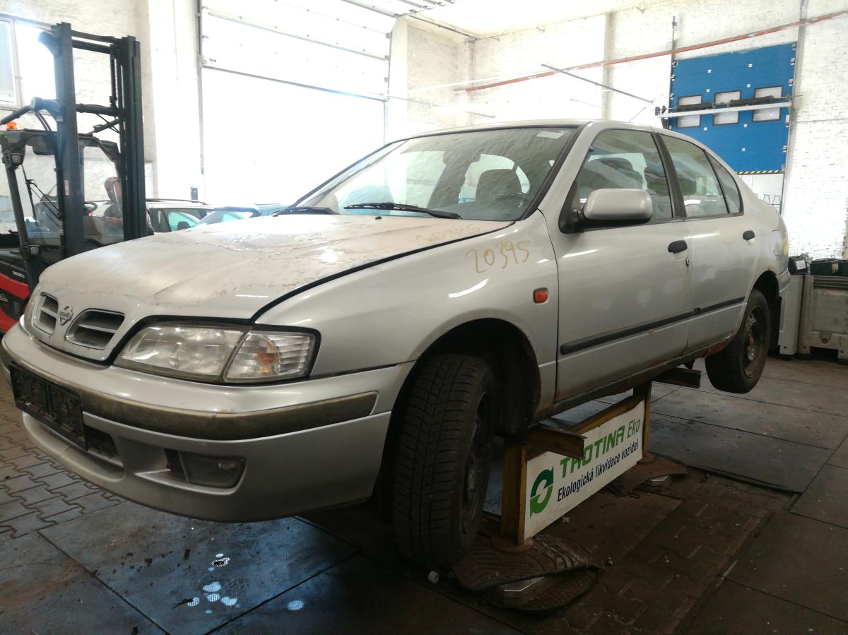 NISSAN PRIMERA 1997