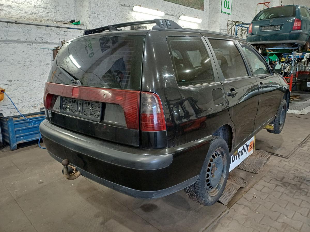 SEAT CORDOBA 2000