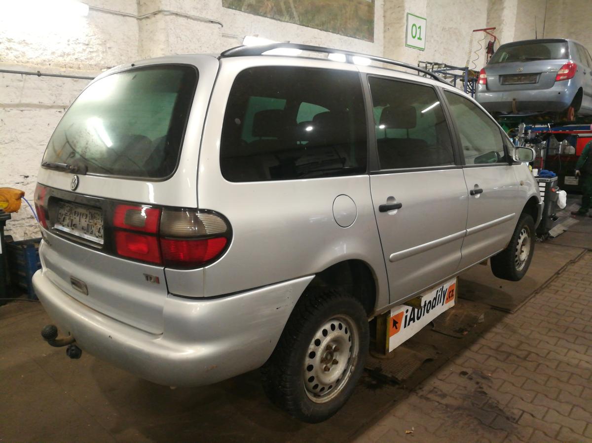 Volkswagen SHARAN 1998