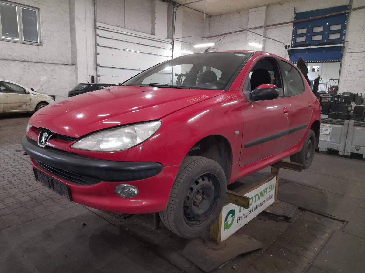 PEUGEOT 206 2002