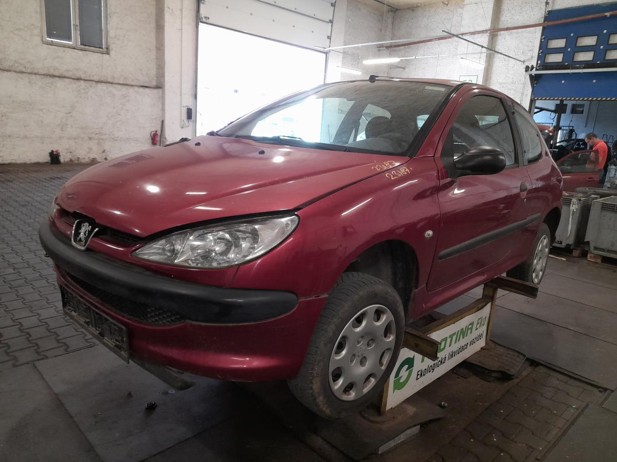 PEUGEOT 206 2005