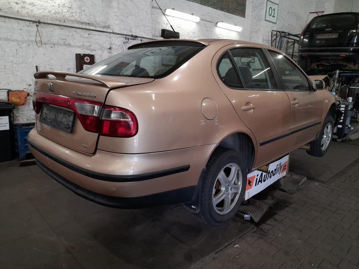 SEAT TOLEDO 2000