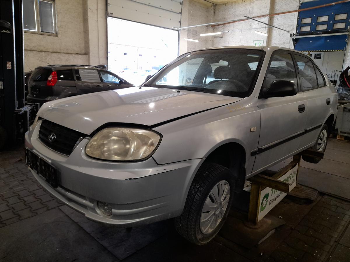 HYUNDAI ACCENT 2005