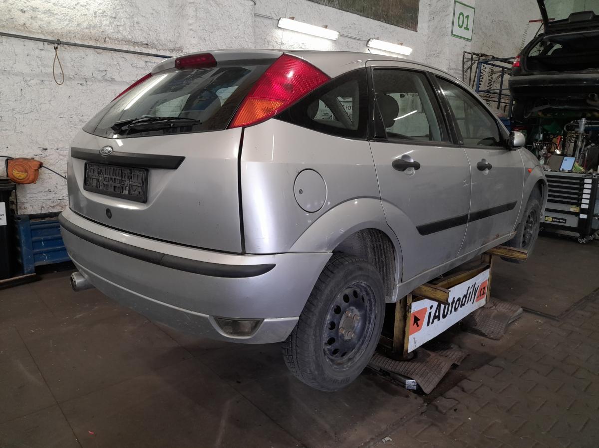 FORD FOCUS 2004