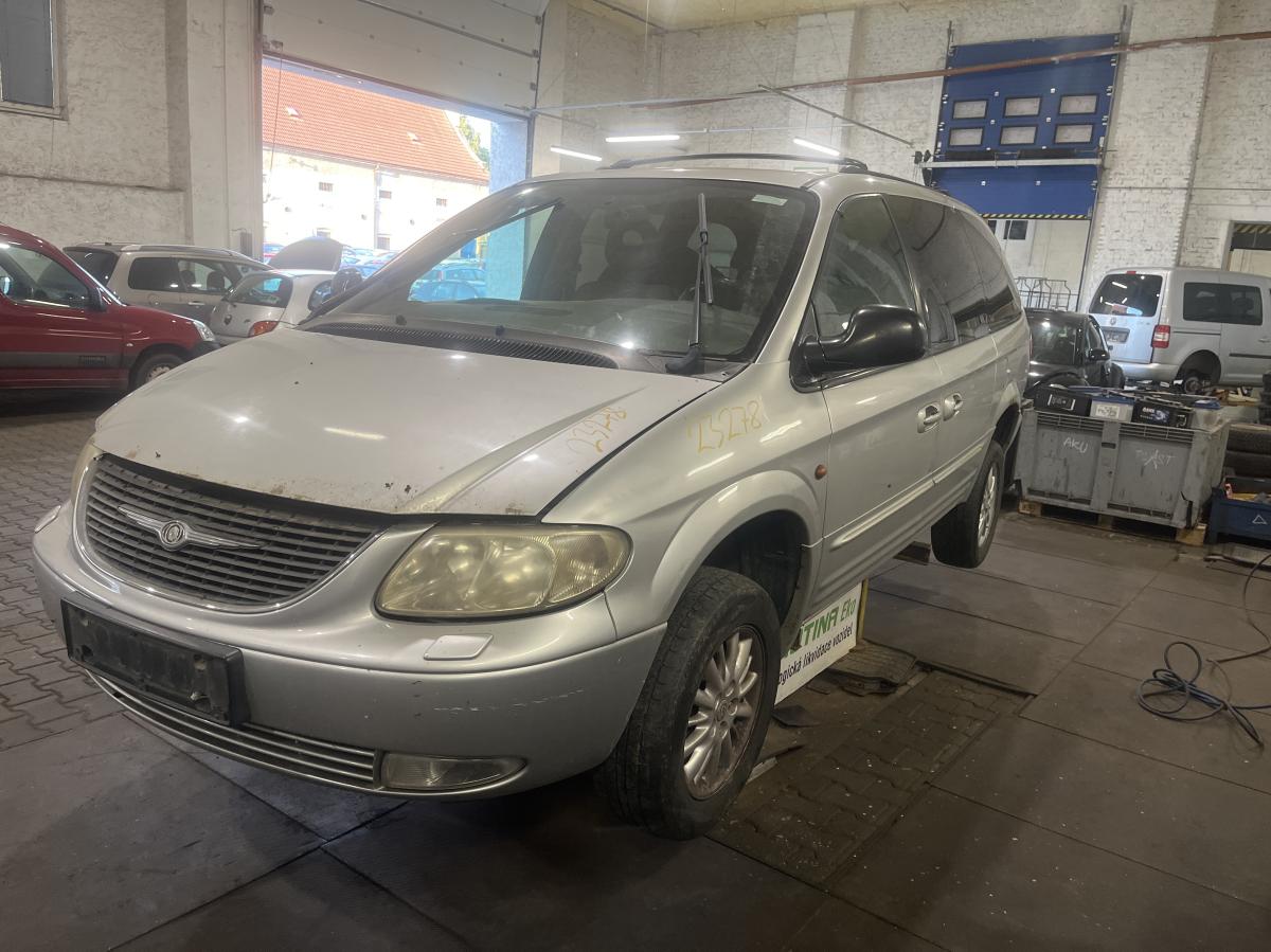 CHRYSLER VOYAGER 2003