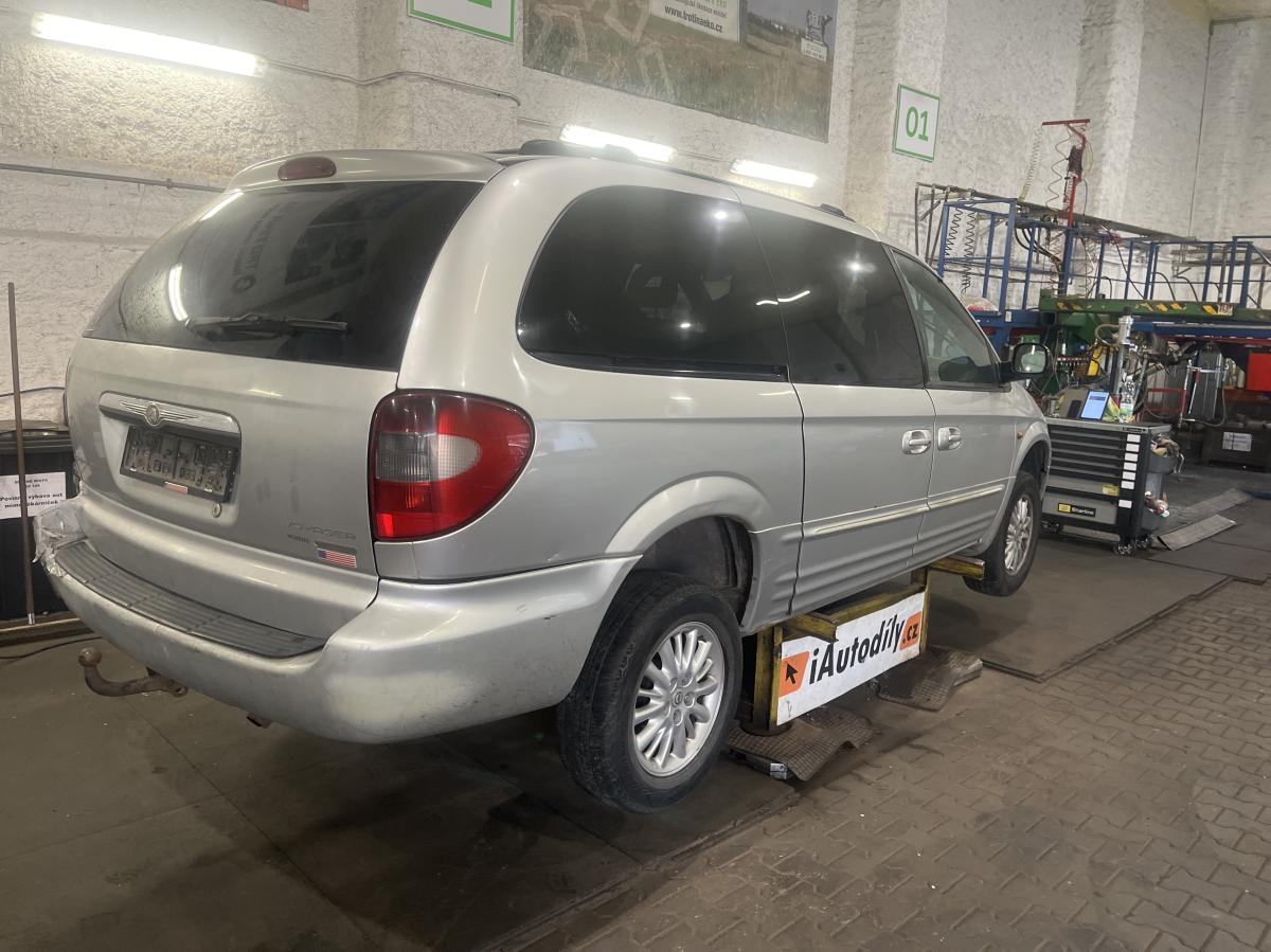 CHRYSLER VOYAGER 2003