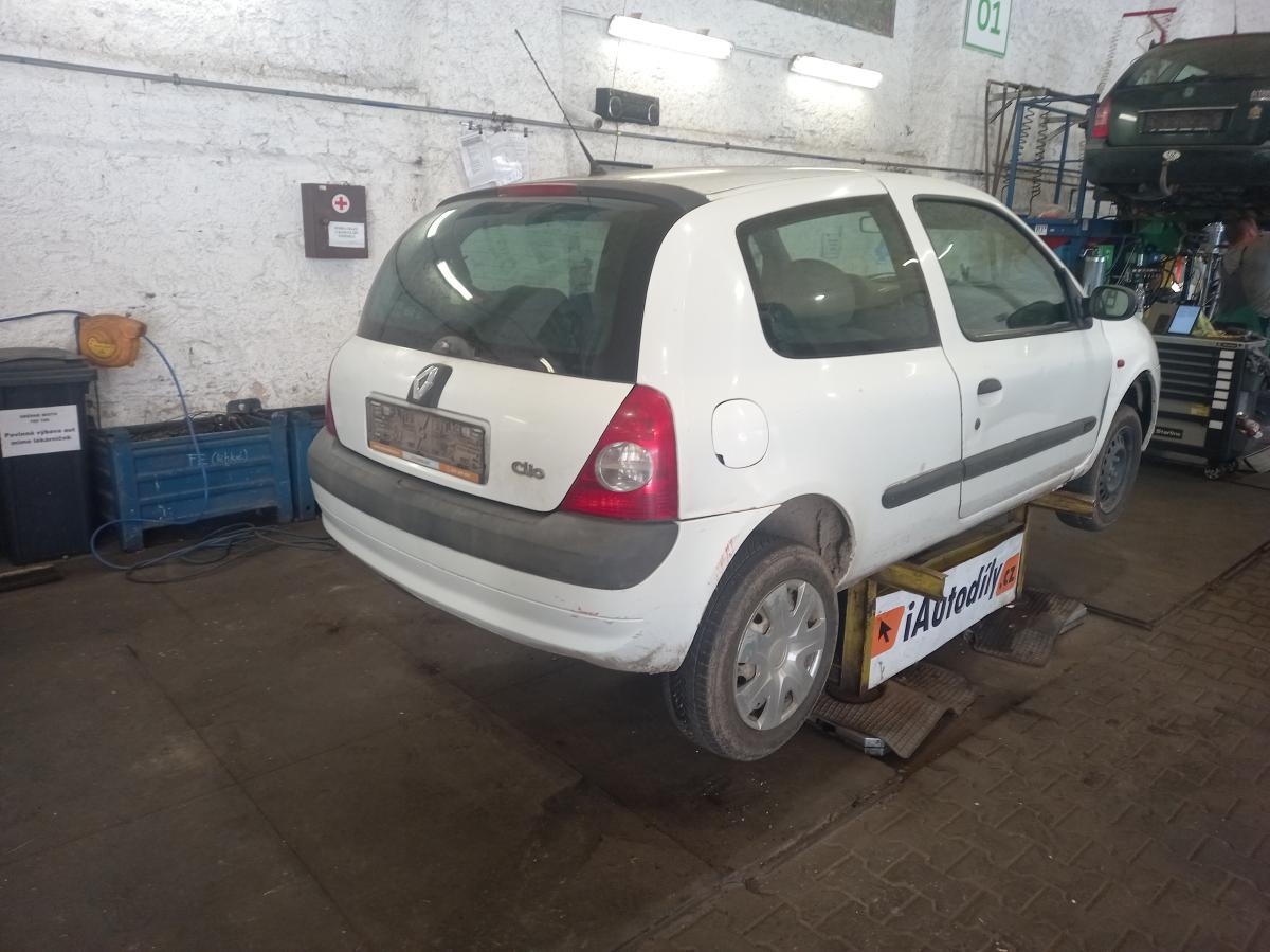 RENAULT CLIO 1,5 DCI 2002