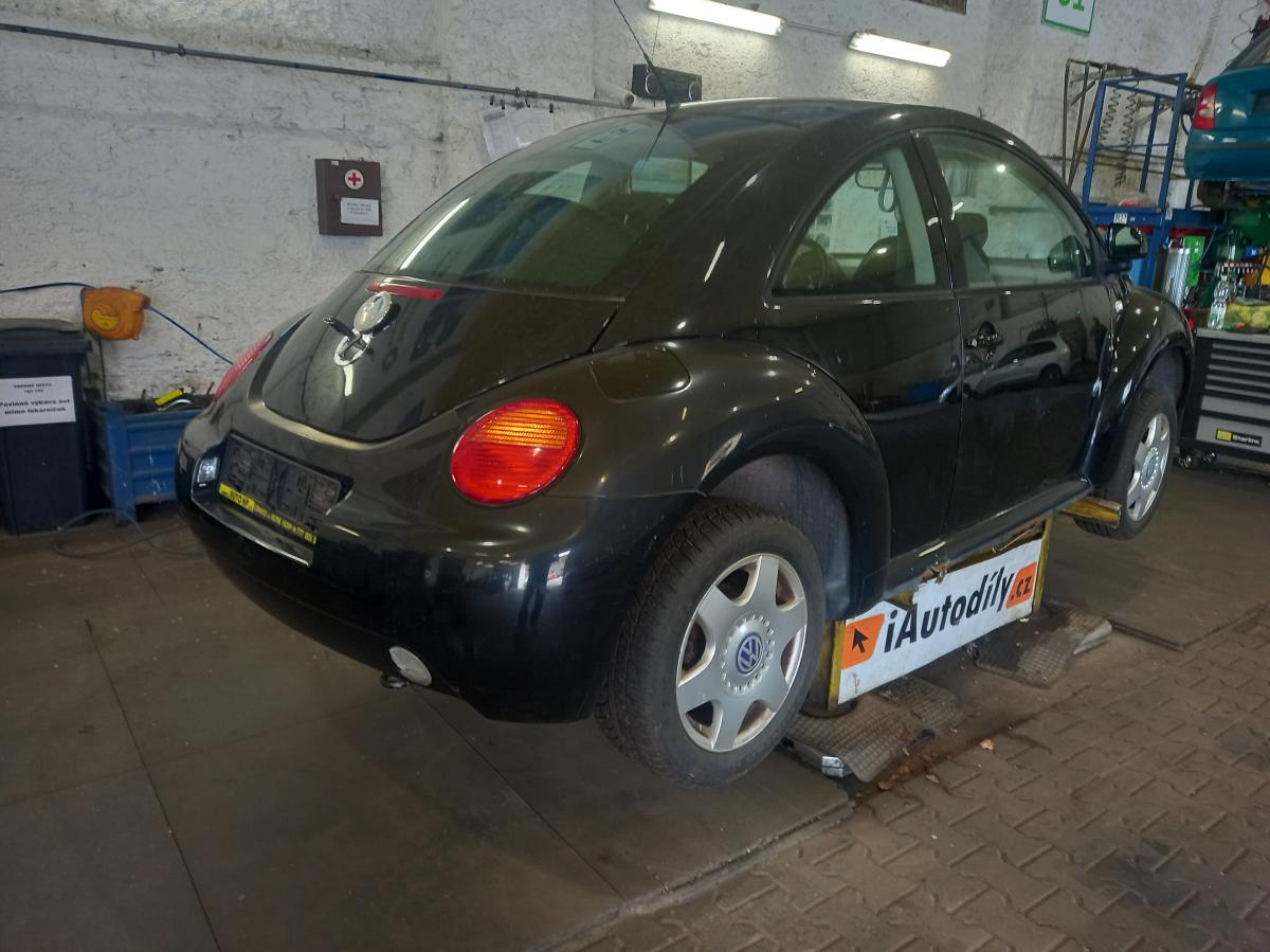 Volkswagen NEW BEETLE 2000