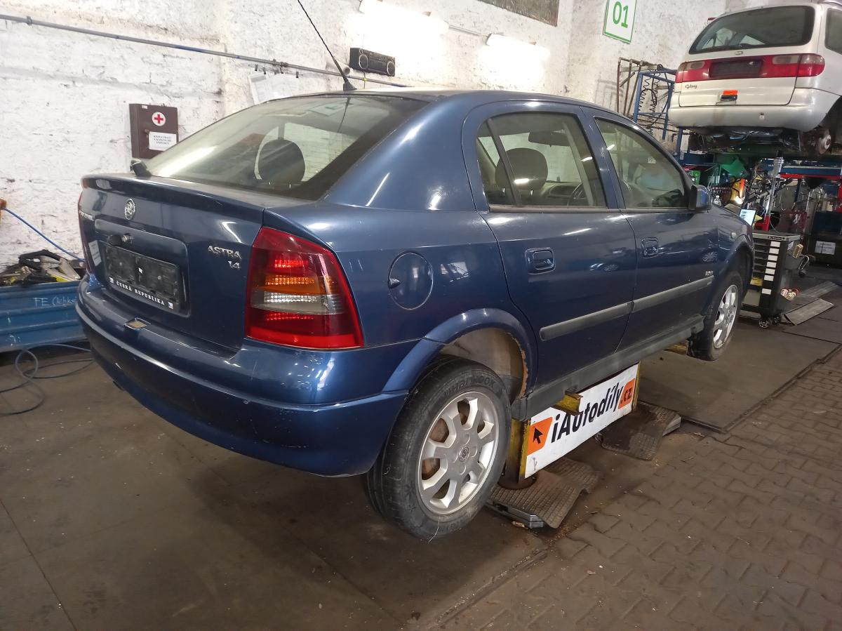 OPEL ASTRA 2004