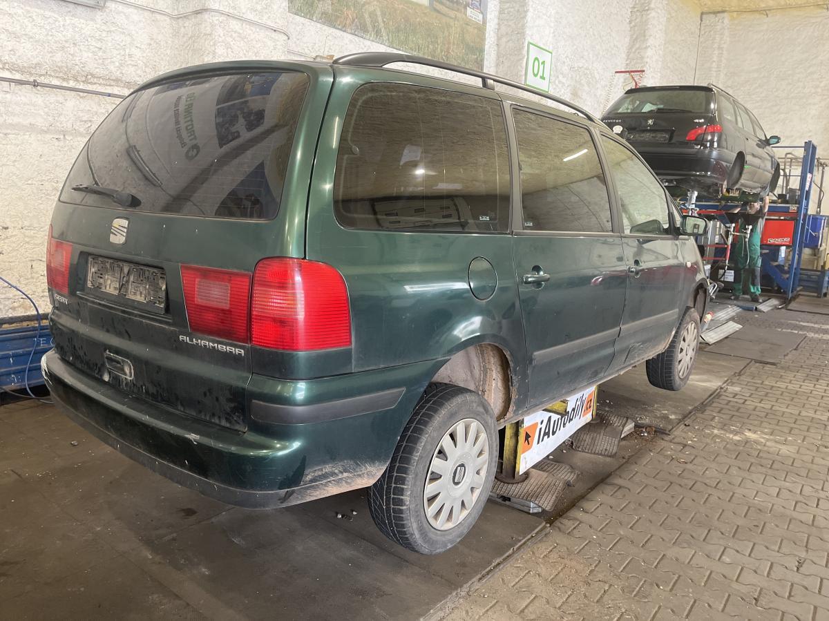 SEAT ALHAMBRA 2001